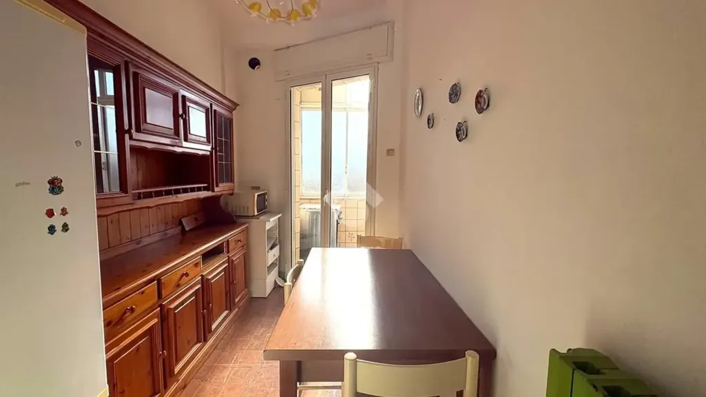 Cucina - Rear-Facing Apartment with Balcony in Bari