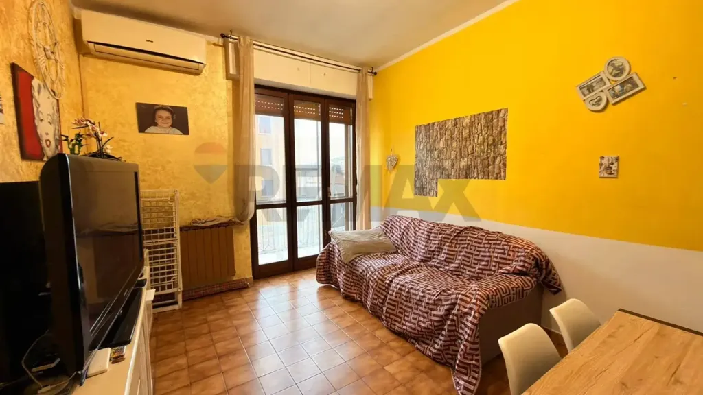 Elutuba - Condo with Balcony in Settala