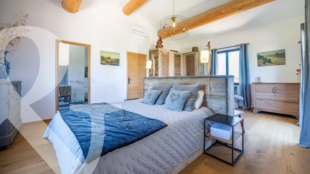 Chambres - Maison Provençale avec Piscine près de Maussane