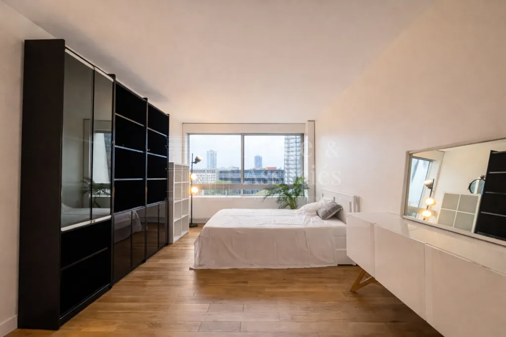 Magamistoad - Spacious 4-Bed Flat in La Défense
