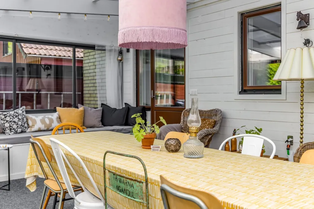 Terrasse - Planned Villa with Balcony in Ludvika