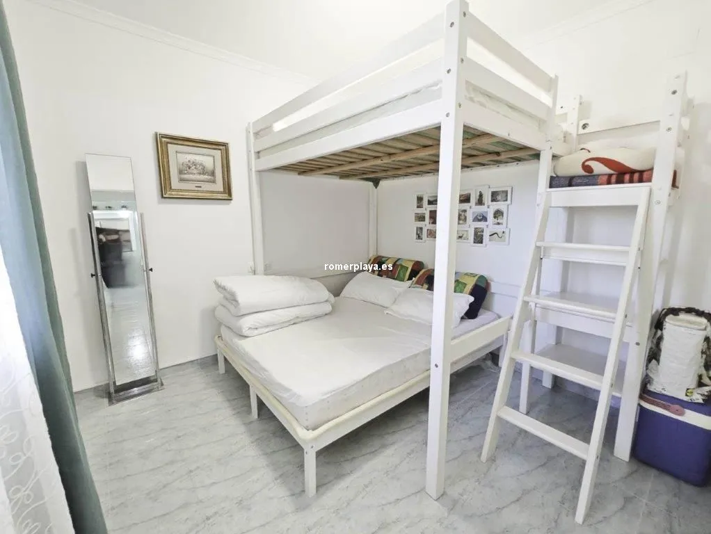 Chambres - Beachfront Apartment with Pool in Dénia