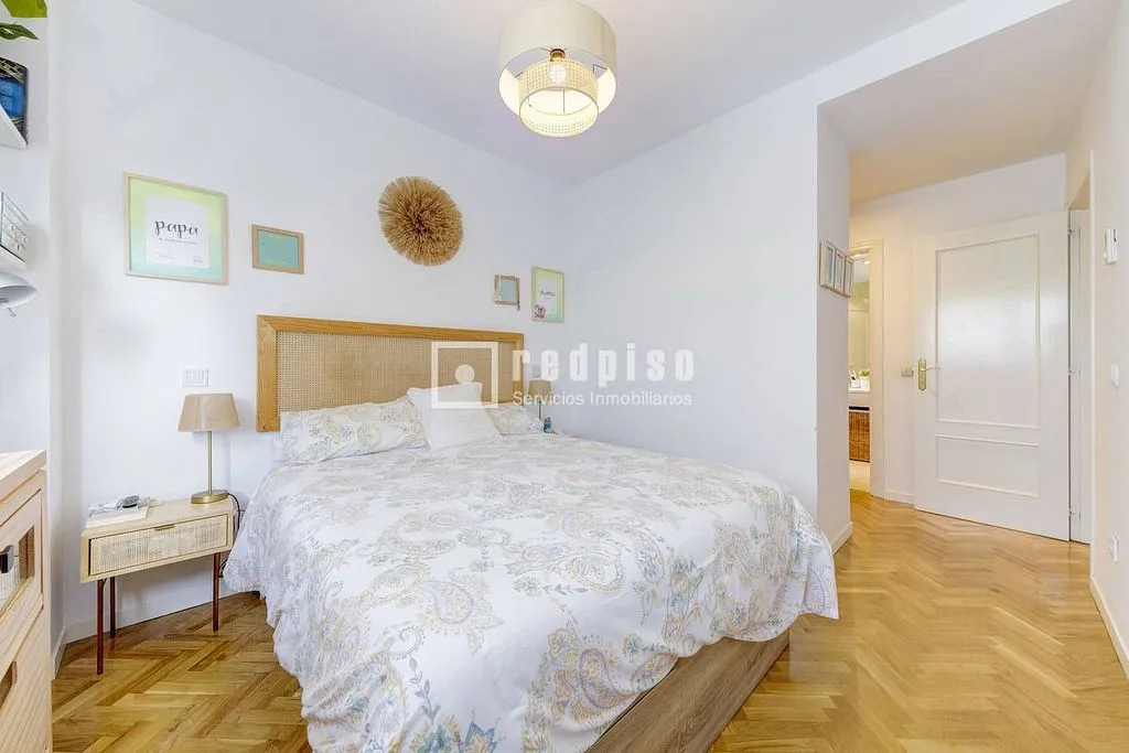 Bedrooms - Duplex with Pool and Terrace in Boadilla del Monte