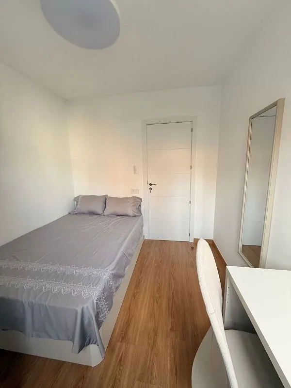 Magamistoad - Apartment with Pool in De la Alfalfa Street