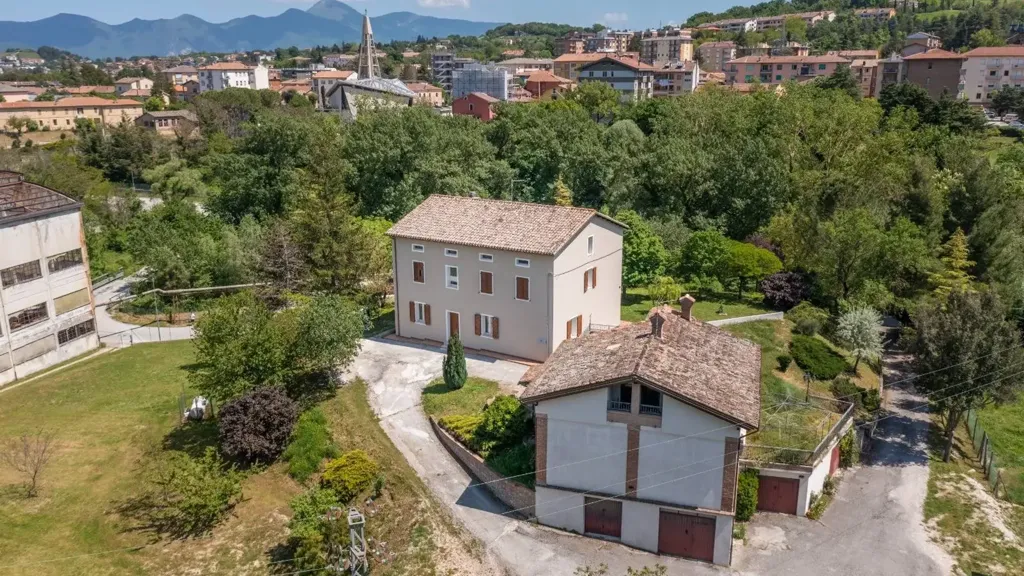 Vue aérienne - Apartment with Private Garden in Fabriano