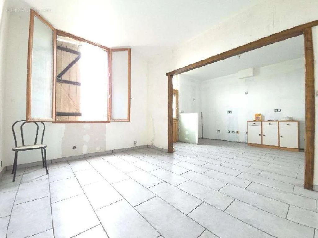 Séjour - Maison avec Jardin à Montataire