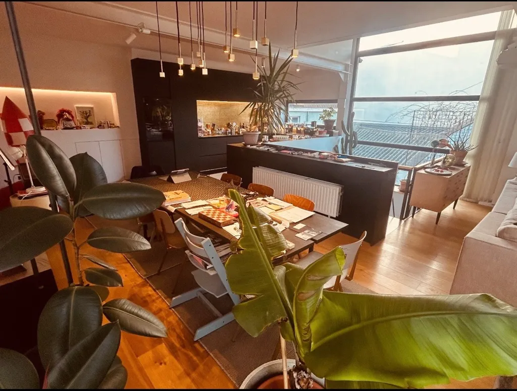 Söögituba - Income Property with Terrace in Brussels
