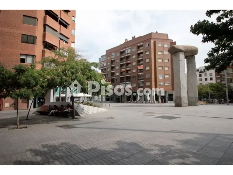 Ample 3-Bedroom Flat in Jerónimos