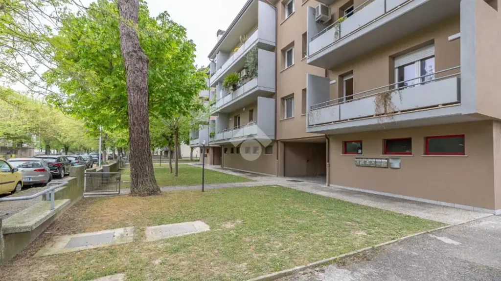 Aed - Rearranged Apartment with Balcony in Cesenatico