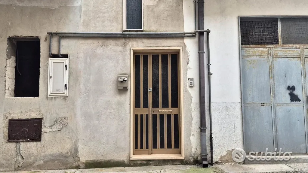 Apartment with Balcony in Central Bernalda