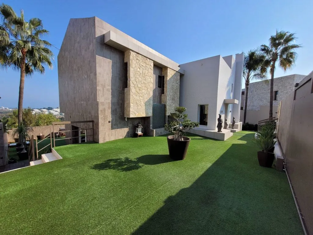 Jardin - Luxury Villa with Heated Pool in Benahavís