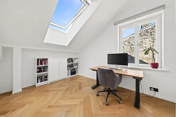 Bureau - Apartment with Terrace in Kadriorg, Tallinn