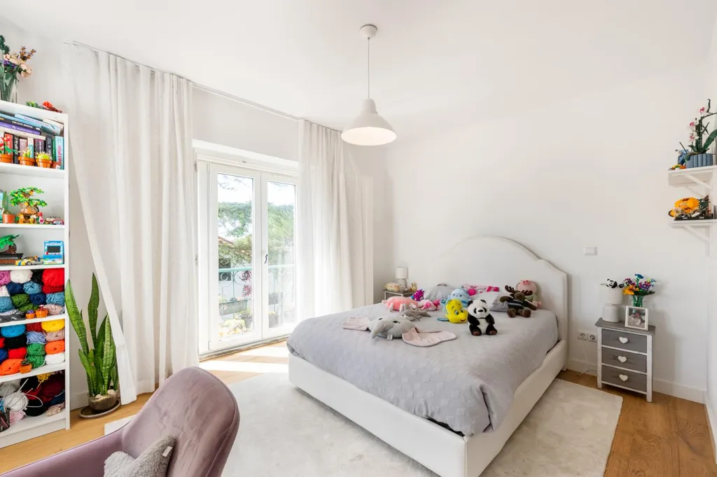 Chambres - 7 Bedroom House with Pool in Restelo, Lisbon