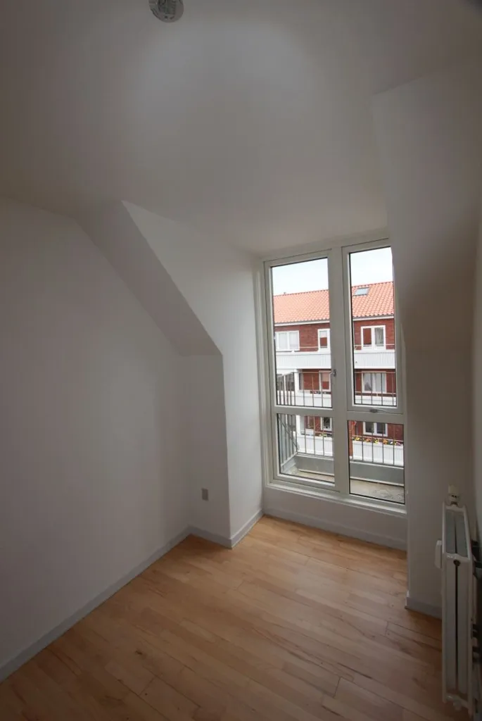 Rooms - Bright Apartment with Balcony in Willemoesgade