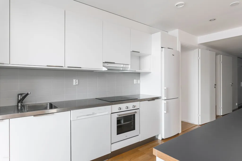 Cuisine - Modern Apartment with Balcony in Uusikaupunki