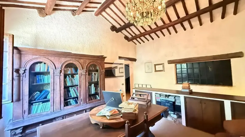 Bureau - Rustic Casale with Garden in Teverina, Viterbo