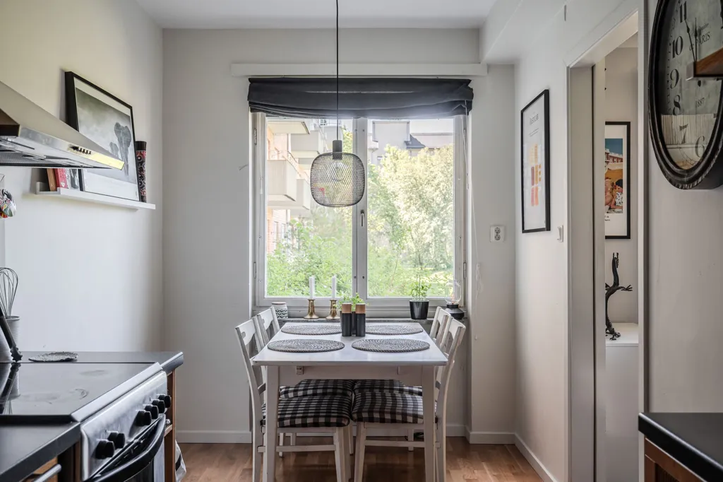 Sala da pranzo - Charming Through-Flat with South-West Balcony in Luthagen