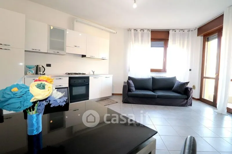 Séjour - Modern Studio with Terrace in Busto Arsizio