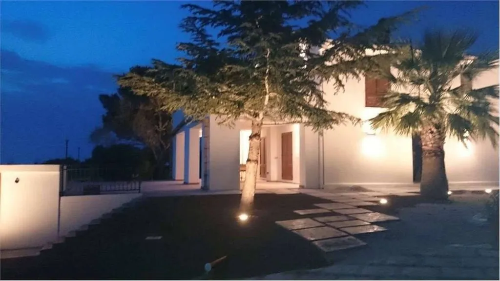 Exterior - Luxury Villa with Panoramic Views in Cefalù