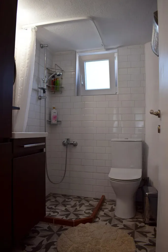 Vannitoad - Renovated Flat with Sea View in Kavala