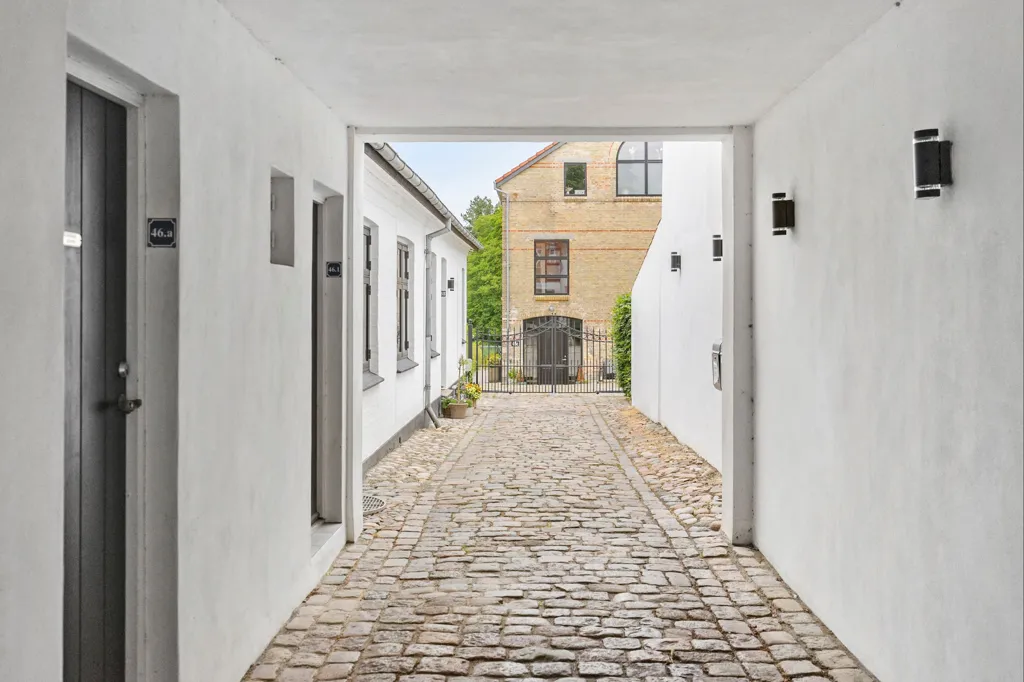 Esik - Apartment with View to Odense Å in Odense C