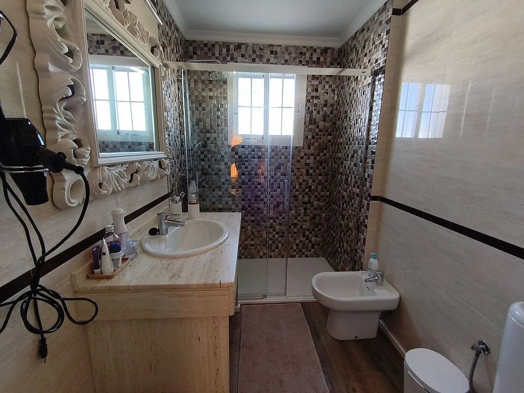 Vannitoad - Recently Renovated Chalet with Pool in La Villa-La Ribera