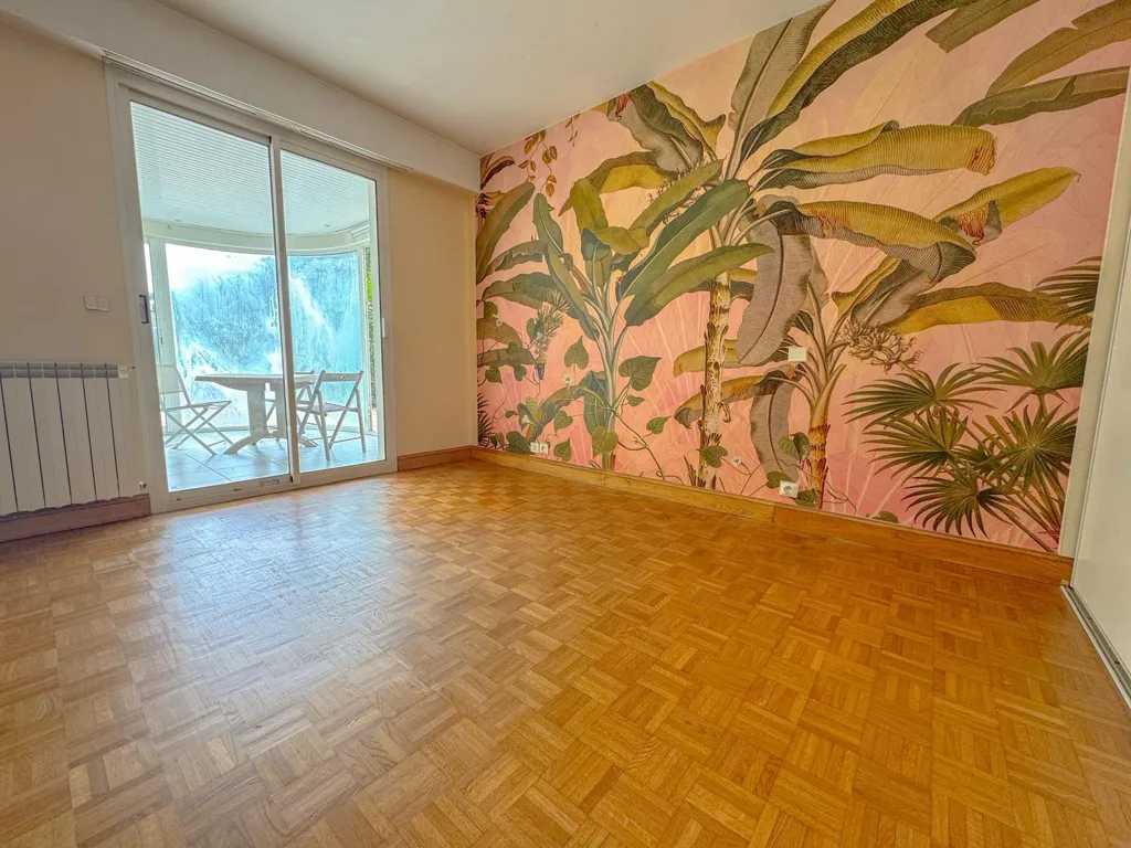 Toad - Apartment with 100m² Terrace in Arènes Quarter