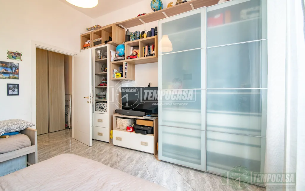 Chambres - Rustic-Style Flat with Central Heating in Sesto San Giovanni