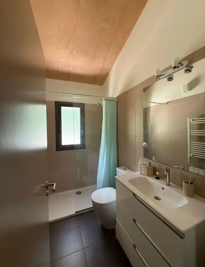 Vannitoad - Chalet with Private Forest in Sant Aniol de Finestres