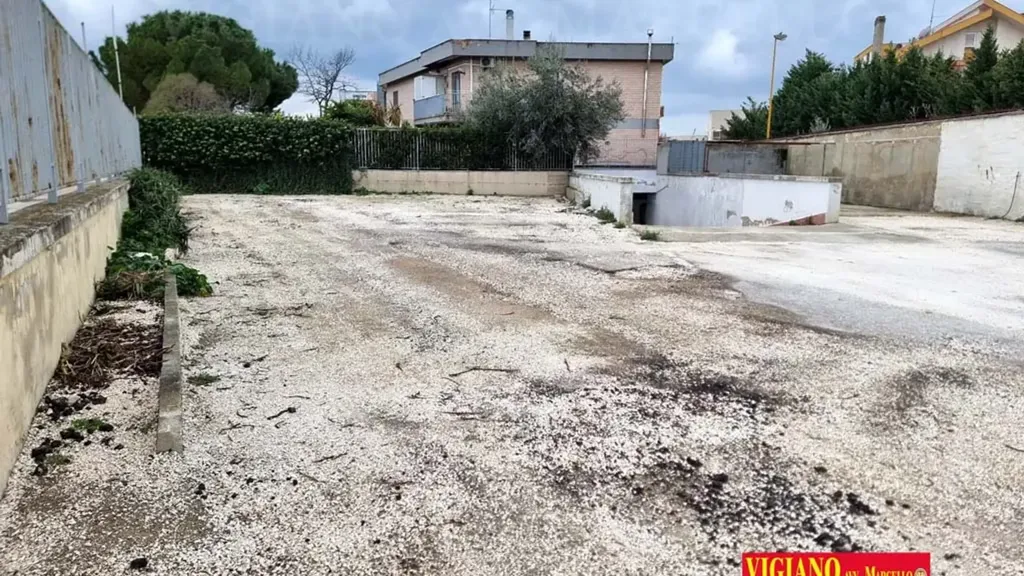 Jardin - Semi-basement Storage with Rec Area in Foggia