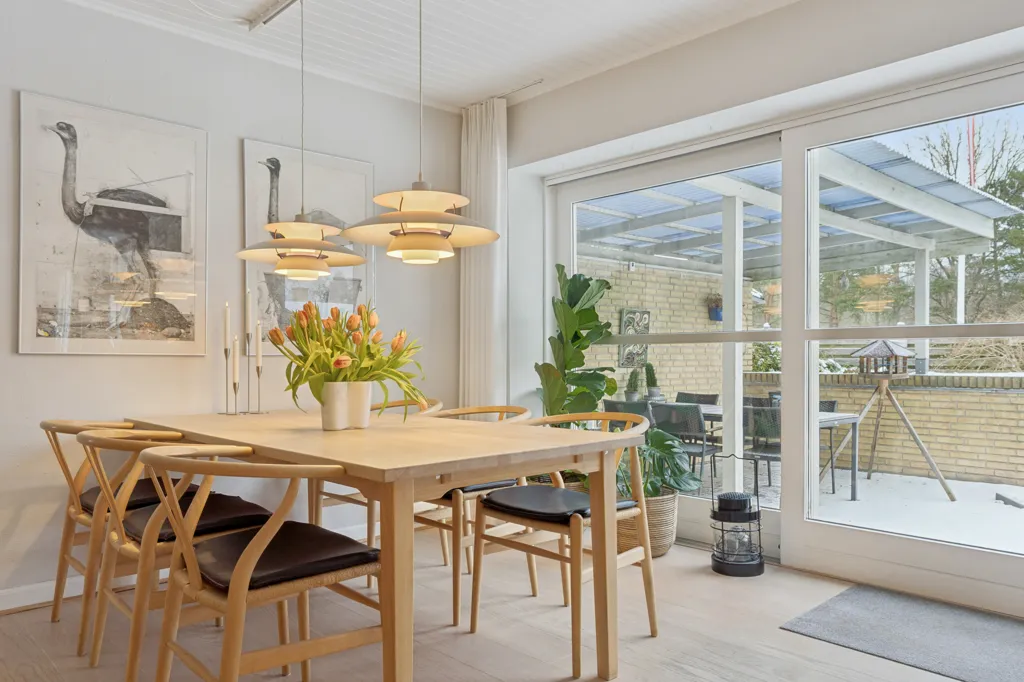 Salle à manger - Well-Maintained Villa with Garden in Herlev