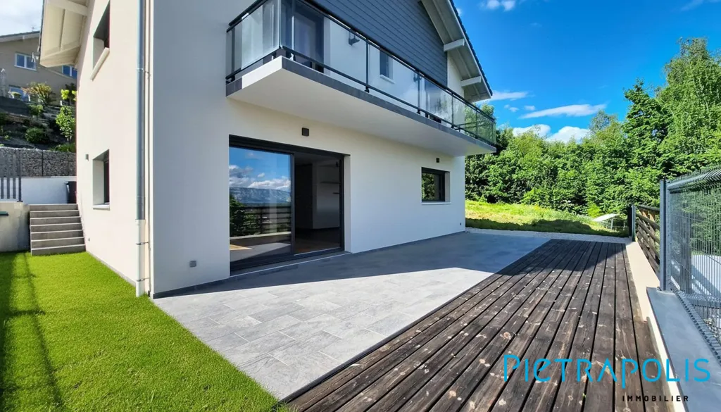 Terrasse - Villa Contemporaine avec Vue Alpes à Challex