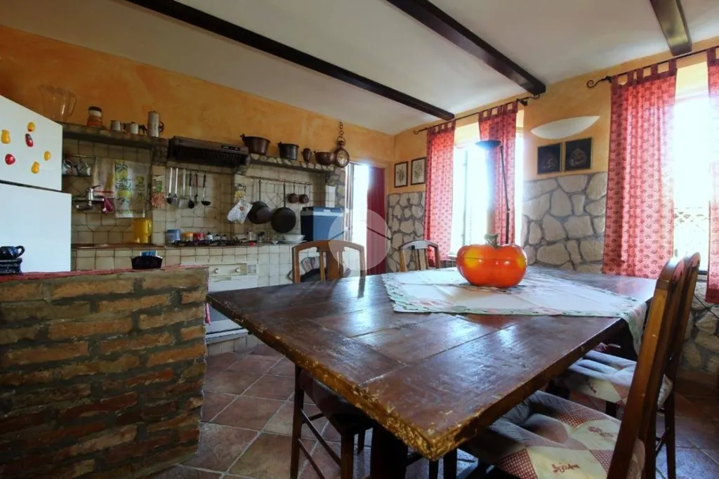 Salle à manger - Semi-Detached House with Panoramic View in Sommariva Perno