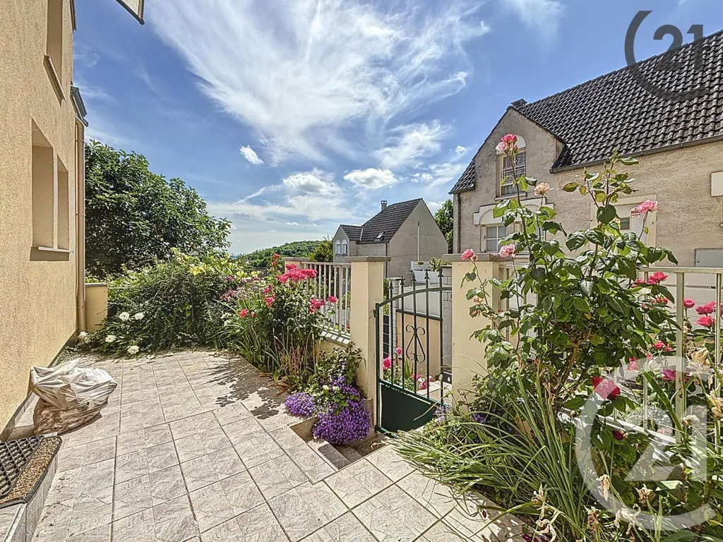 Aed - Family House with Garden in Montereau-Fault-Yonne