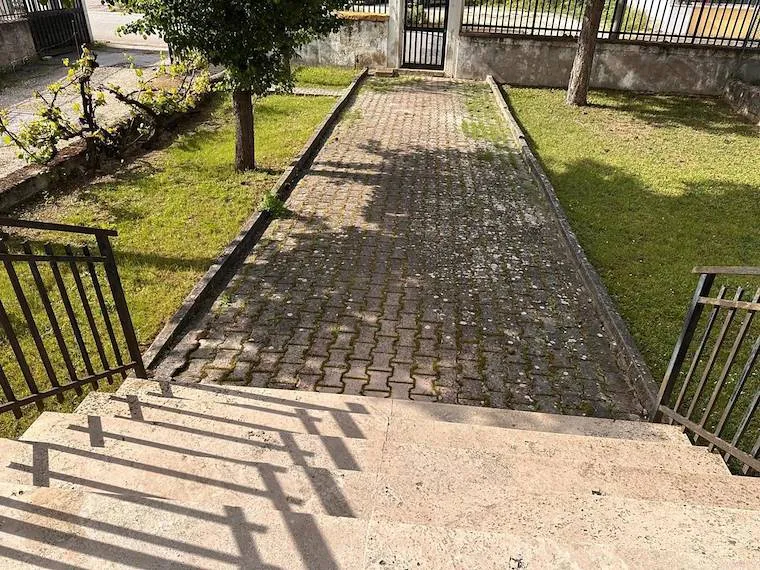 Giardino - Bright Apartment with Panoramic Terrace in Avezzano
