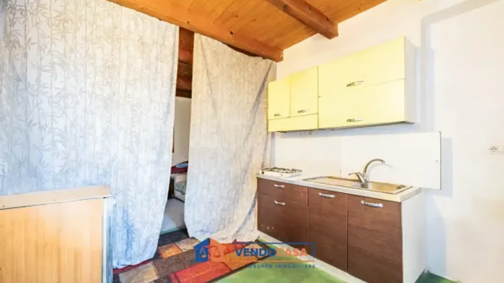 Cucina - Apartment with Garden View in Savigliano