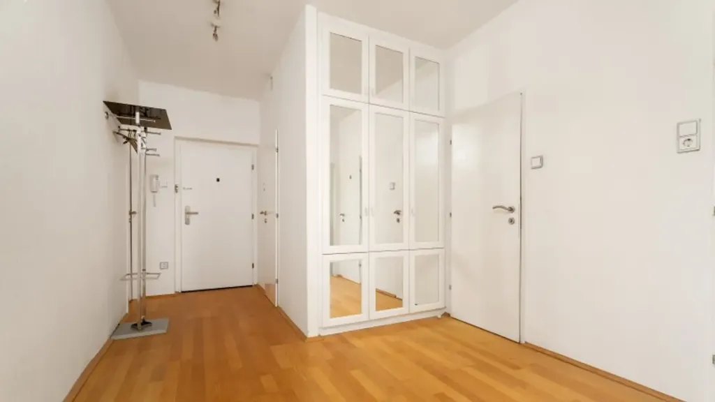 Entrée - Apartment with Loggia in Krems Mitterau