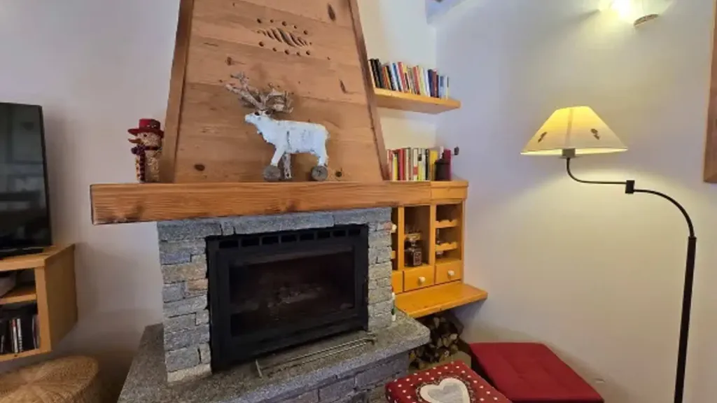 Elutuba - Rustic Trilocale with Private Gardens in Aprica