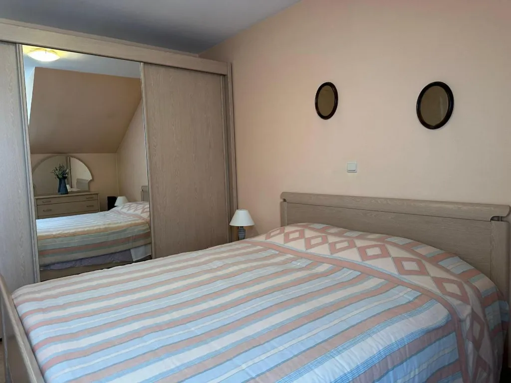 Camere da letto - Ready-to-Move Energy-Efficient Home