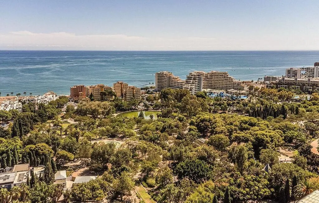 Õhuvaade - Renovated Studio with Terrace in Benalmádena