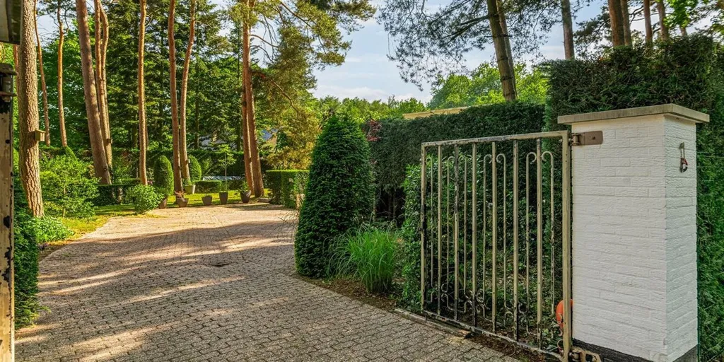 Extérieur - Bungalow avec Jardin dans la Berkenlaan à Waasmunster