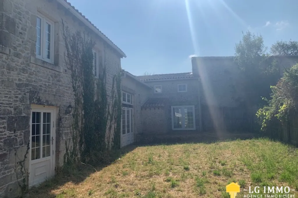 Aed - 11 Traditional Stone Houses in Charente Region