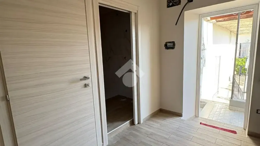Esik - Modernised Studio with Balcony in Afragola
