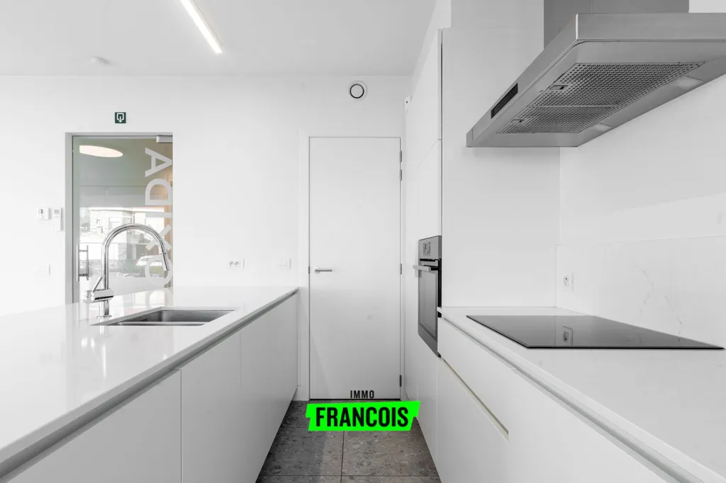 Cuisine - Appartement avec Jardin et Terrasse à Jabbeke