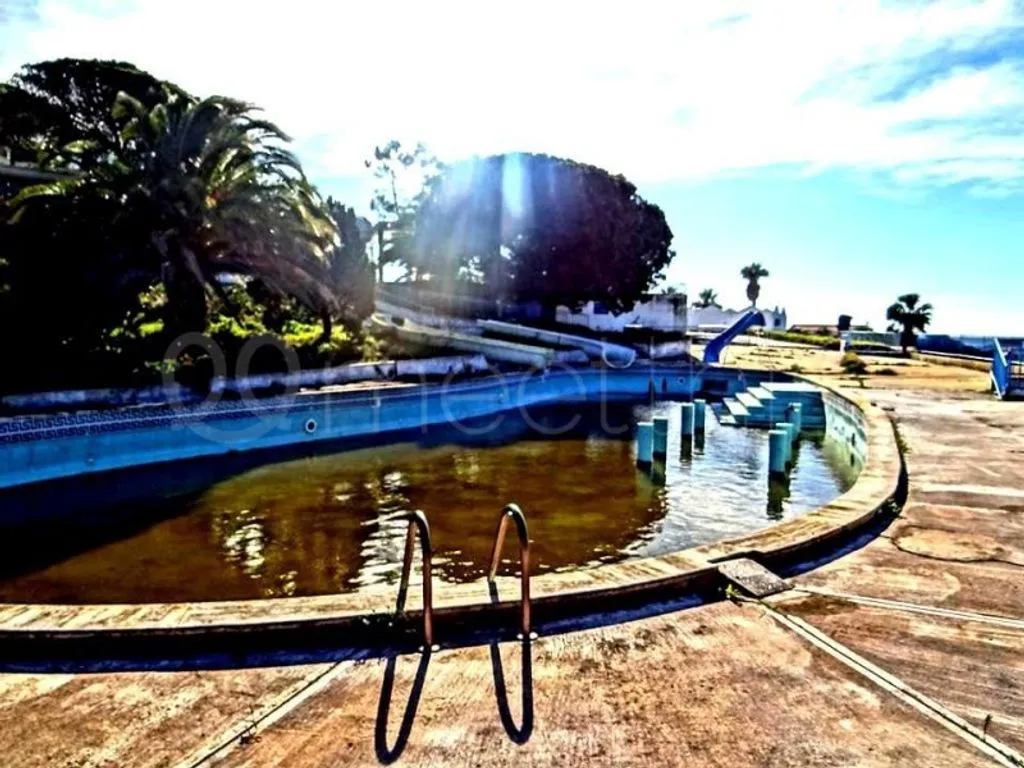 Piscina - Mixed-Use Land with Sea View in Altura