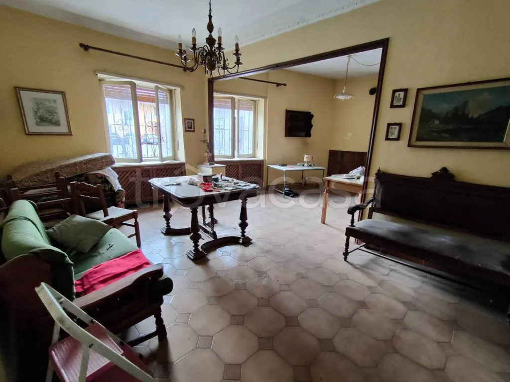 Salle à manger - Rustic Property with Garden in Racconigi