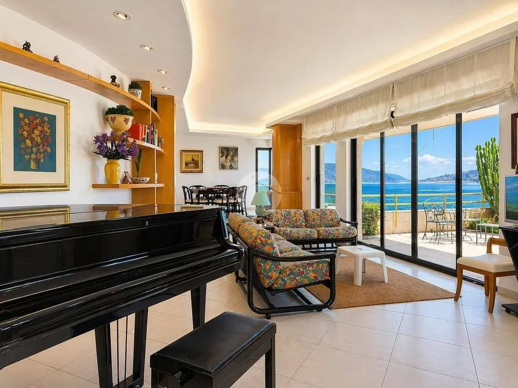 Elutuba - Luxury Penthouse with Sea View in Gaeta
