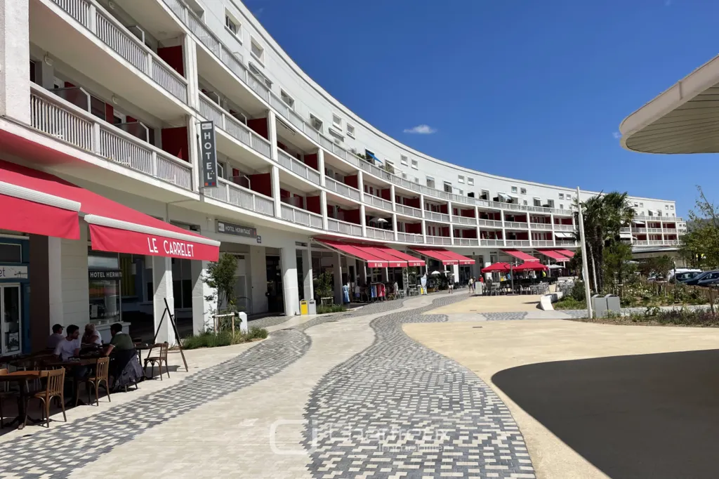Duplex Apartment with Sea View in Royan