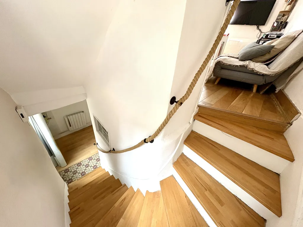 Rooms - Charming Townhouse with Balcony in Royat