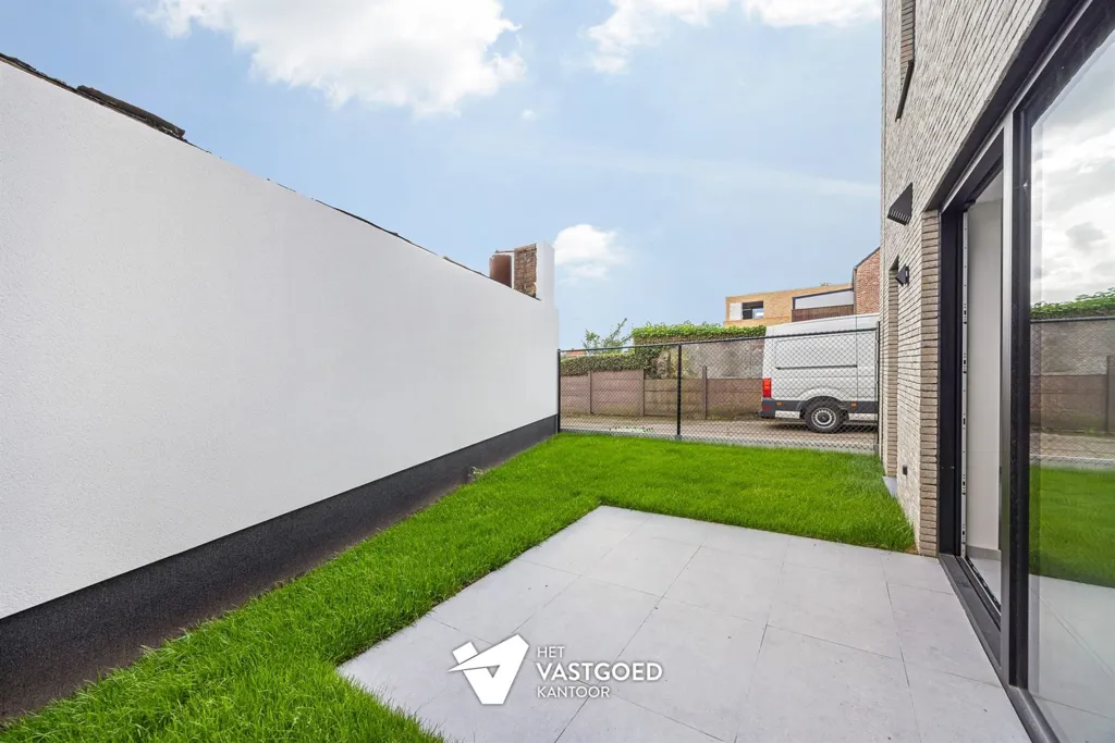 Giardino - Newly Built Apartment with Garden in Ham